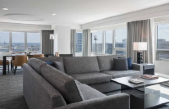 Renaissance Baltimore Harborplace Hotel