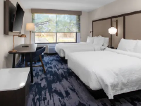 Fairfield Inn & Suites Springfield Enfield Hotels in Enfield