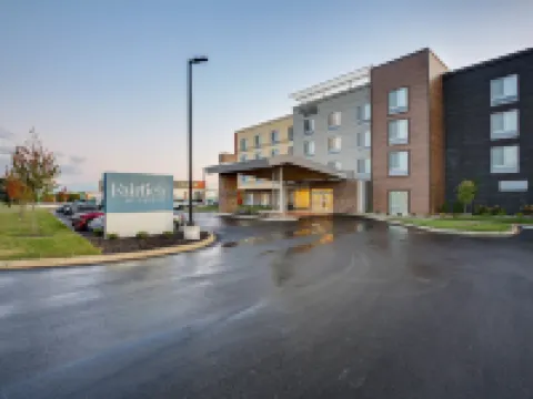 Fairfield Inn & Suites Bardstown Hotels in Bardstown