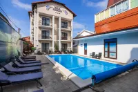 Blue Marlin Hotel 格連吉克機場附近的飯店