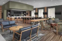 Embassy Suites by Hilton Portland Hillsboro, Oregon - Barer