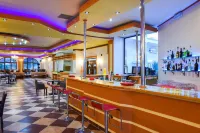 Chrysoula Hotel - ที่มีบาร์
