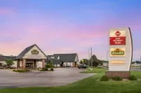 Best Western Plus New Ulm Hotels near The Putting Green, Inc