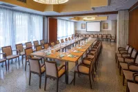 GHT Oasis Park & Spa Hotels in Lloret de Mar