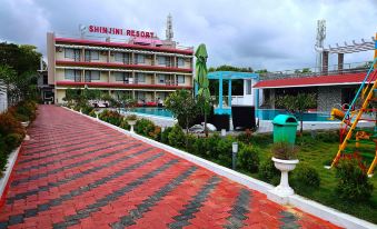 Shinjini Resort