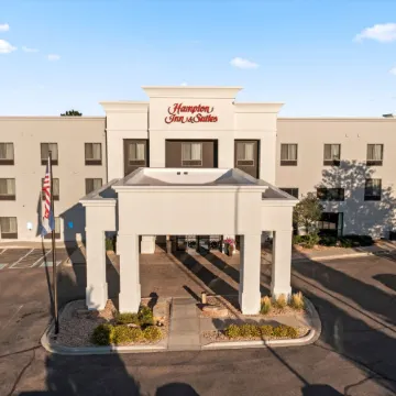 Hampton Inn & Suites Greeley