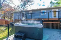 4BR 3bath 9 beds! Pool, hot tub, movie room, basketball court, oasis in LEX