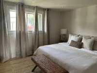 Charming single level updated home~Centrally located