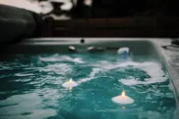 One of a Kind Meadowstream Lodge for 10 Walk Downtown SwimSpa Pool Hot Tub Combo