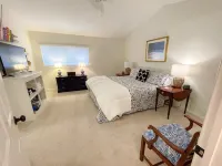 Beautiful Centrally Located Getaway Отели рядом с достопримечательностью «St. Simons Island Lighthouse Museum»