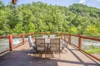 Riverfront Premium Cabin