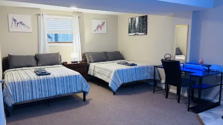 Cozy and quiet house 8 mins from Kalahari Resort! Long Pond!Pocono pines.