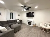 Prime location, Aurora viewing, Fast WI-FI!! Hotels in College