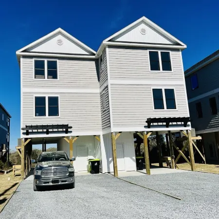 Elegant Beach rental for casual enjoyment.