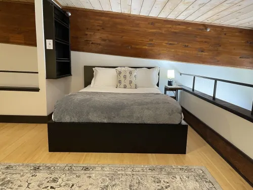 Golf Getaway with Golf Cart on Grand Lake in Shangri-La