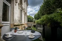 Elisabeth's suite in the heart of the medieval center of Sarlat