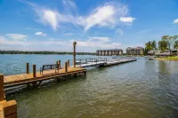 Lake Martin Retreat – Stunning Views, Heated Pool & Private Beach