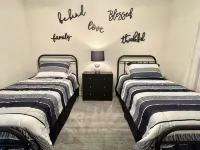 Relaxing, Spacious, Quiet, Ranch-style Getaway