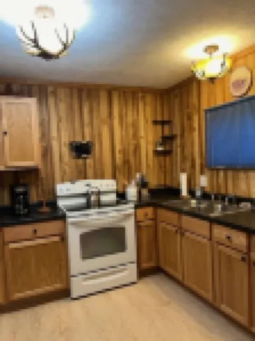Cozy Cabin - In the Stix! Centrally located for Up North Fun