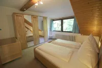 Cozy, comfortably furnished apartment for up to 7 people with balcony