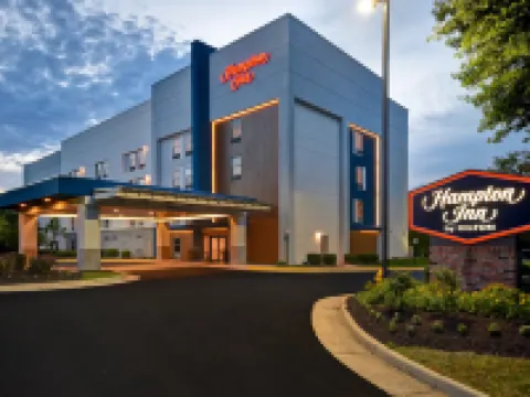 แฮมป์ตัน อินน์ โปโตแมกมิลส์/วูดบริดจ์ โรงแรมในวูดบริดจ์