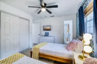 Near Img! Free Heated Pool, Fire Pit, Golf, BBQ, Arcade Games!