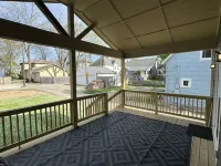 6 Br, 4BA Franklin, in Home