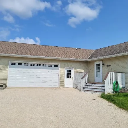 Private DC Hideaway ten minutes from beaches!