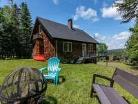 Rangeley 4-Season Retreat – Water and Sunset Views – Wood Stove – Game Room レーンジリーのホテル