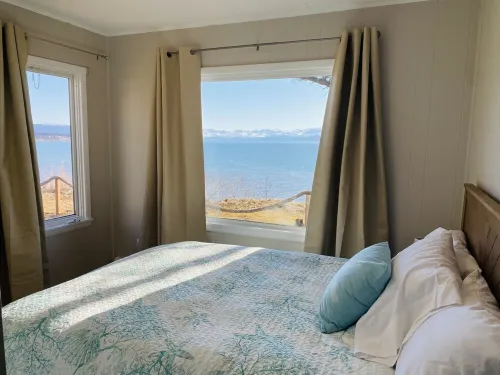 STARFISH BUNGALOW AMAZING VIEW!! KACHEMAK DRIVE Hotels in Homer