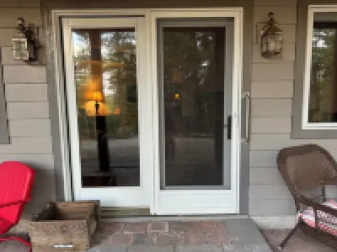 Llama Ranch Cozy 1-bedroom apartment just South of Missoula with WiFi!