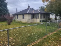Vacation Rental!! HUNTERS, SKIERS, and All WELCOME!
