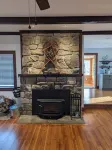 Privacy in the hills one hour from NYC and minutes to Breakneck Mtn.