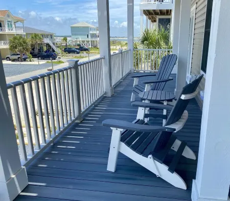 Stone's Throw - Newly Constructed 4 Bedroom w/heated pool - 1 Block to the Ocean