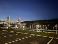 Canalside Suite- Downtown Houghton Ground Level Apartment
