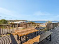 Escape to Coastal Tranquility - 400m from Primrose Sands Beach Hotels in Sorell