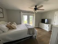 Cactus Cove Retreat on Toledo Bend - Private Beach!