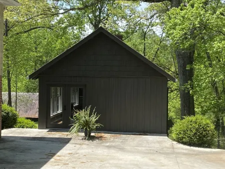 Studio Rental in Elkin, Yadkin Valley Wine Region