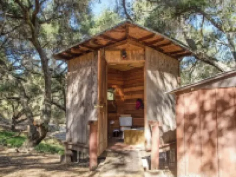 Topanga Japanese Tea House + Private Creek + Mountain Trails. Hotels in Topanga