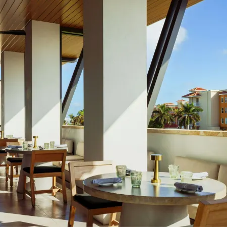 AC Hotel Naples 5th Avenue