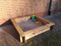 Modern vacation apartment near the North Sea with terrace and garden Hotels in Schortens