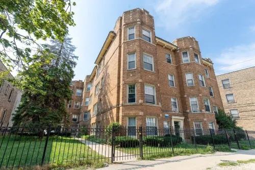 Spacious and Inviting 2Br in Lovely Lincoln Square