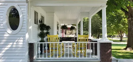 1910 Historic Hill Avenue Home