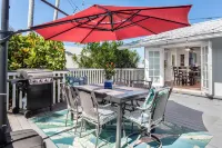 Kona Ocean View Home - Downtown, Fruit Trees, Sunset views