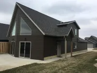 Bridges Bay cabin with backyard pool!