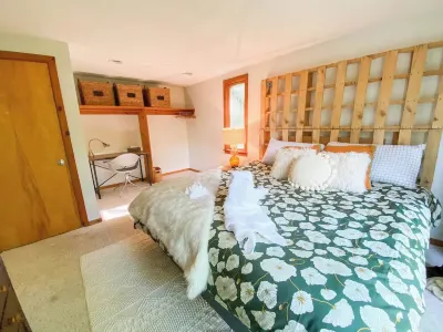 Secluded Jackson Family Escape w/ Views & Deck Hotels near Honeymoon Covered Bridge