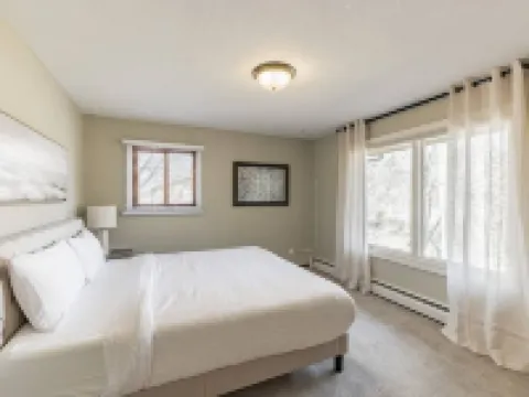 Heavenly Home/Minnetonka Lakes/Nature Scenic View Hotels in Minnetonka