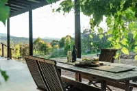 Jamaicaville - 90 Acre hilltop off-grid eco-home with awesome views