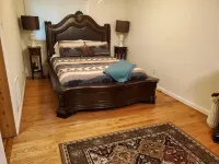 Escape to Western North Carolina, Secluded, But Close to Everything! Hotels in Mills River