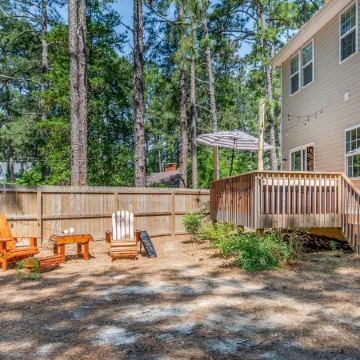 Golf Getaway! Poker Room - Indoor Golf Simulator - Pet-friendly